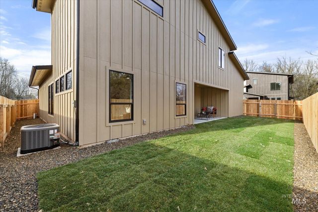 5612 W Grover St, Boise, ID 83705