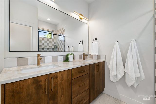 5612 W Grover St, Boise, ID 83705