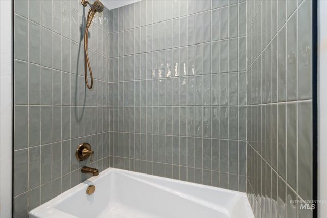 5612 W Grover St, Boise, ID 83705