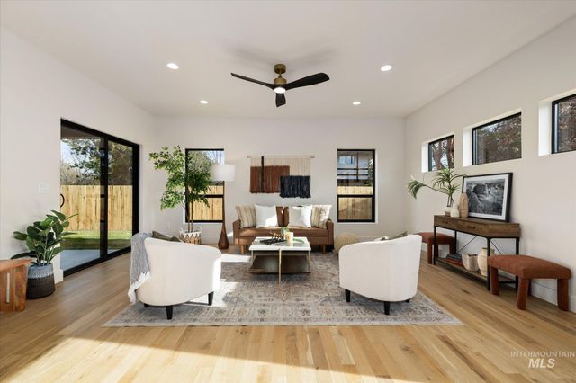 5612 W Grover St, Boise, ID 83705