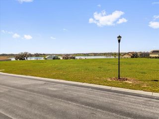 521 Blue Flag DRIVE, Auburndale, FL 33823