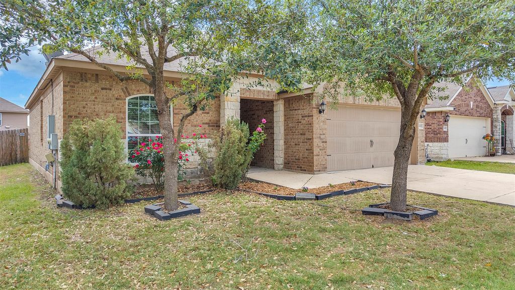 13213 Clara Martin RD, Manor, TX 78653