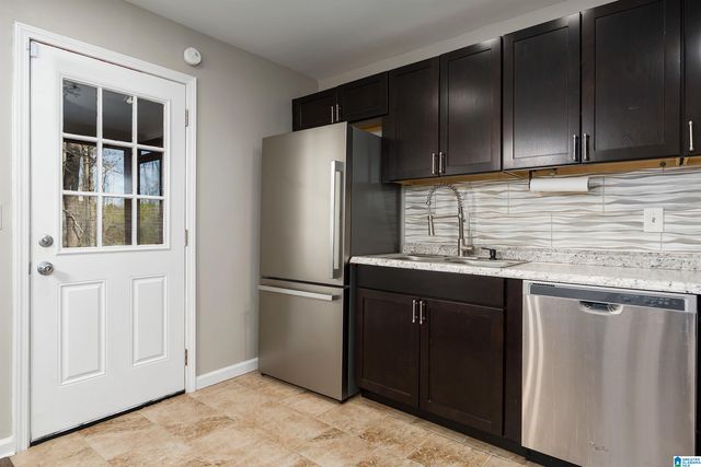 2127 GAYLEWOOD DRIVE, Bessemer, AL 35022