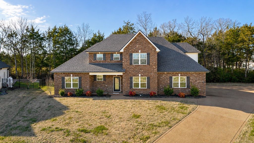 706 Aubrey Sue Pass, Smyrna, TN 37167