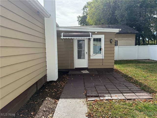 210 Luary Drive, Painesville, OH 44077