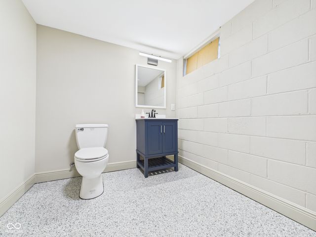 901 Fremont Drive, Anderson, IN 46012