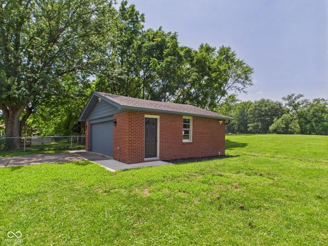 901 Fremont Drive, Anderson, IN 46012