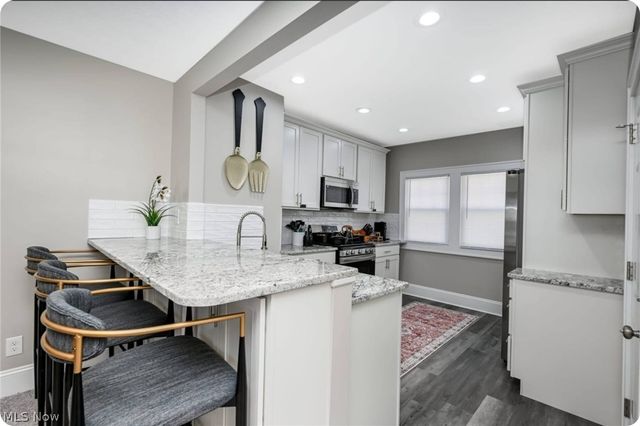 3315 Milverton Road, Shaker Heights, OH 44120