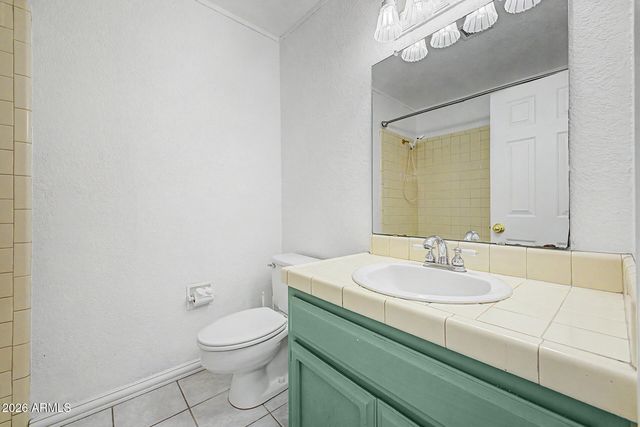 2518 E SHAW BUTTE Drive, Phoenix, AZ 85028