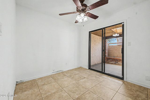 2518 E SHAW BUTTE Drive, Phoenix, AZ 85028