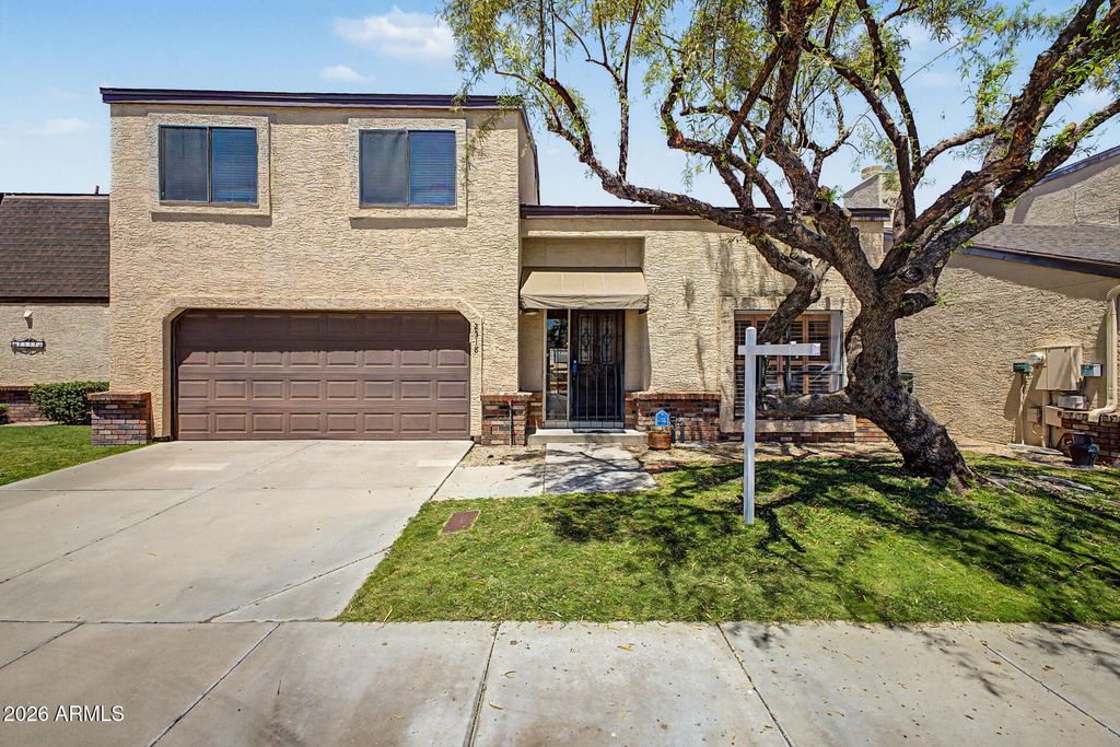 2518 E SHAW BUTTE Drive, Phoenix, AZ 85028