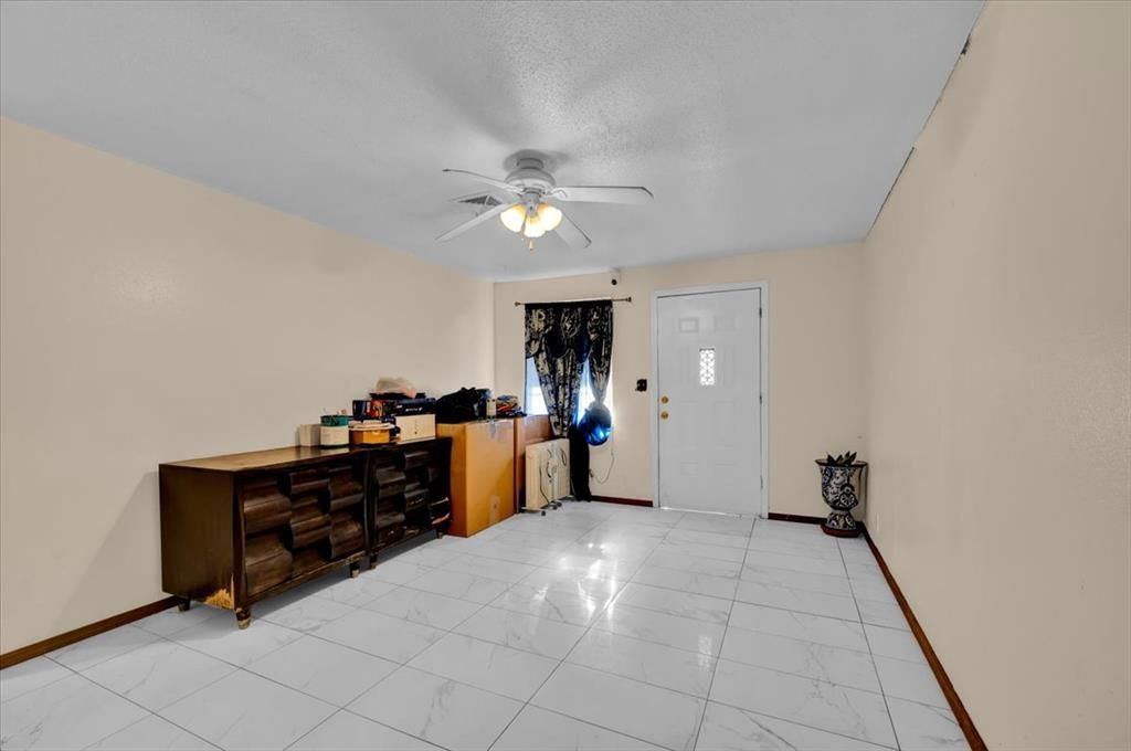 Image 5 of property listing at 4021 SE 45th Terrace, Oklahoma City, OK 73135