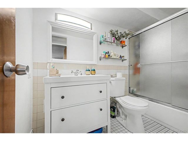 1155 N Ash St 202, Denver, CO 80220