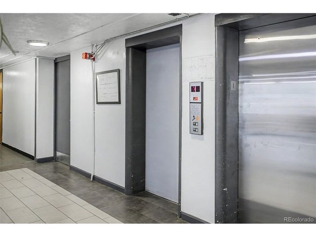 1155 N Ash St 202, Denver, CO 80220