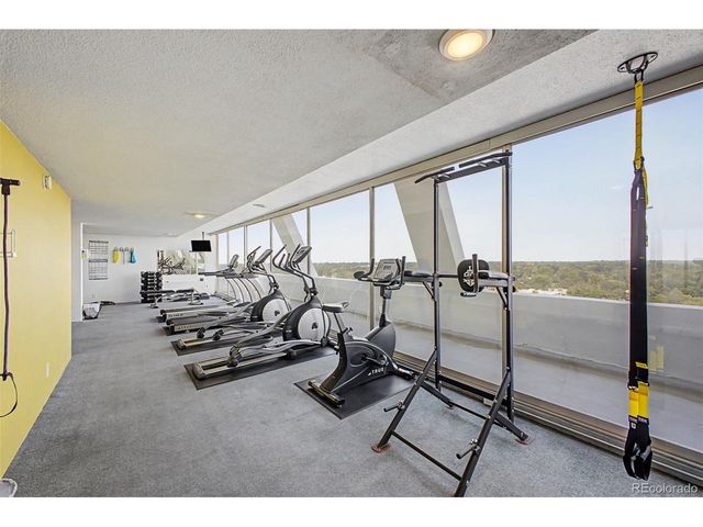 1155 N Ash St 202, Denver, CO 80220