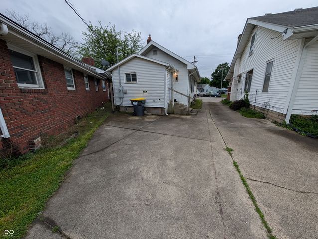 1530 Ohio Avenue, Anderson, IN 46016