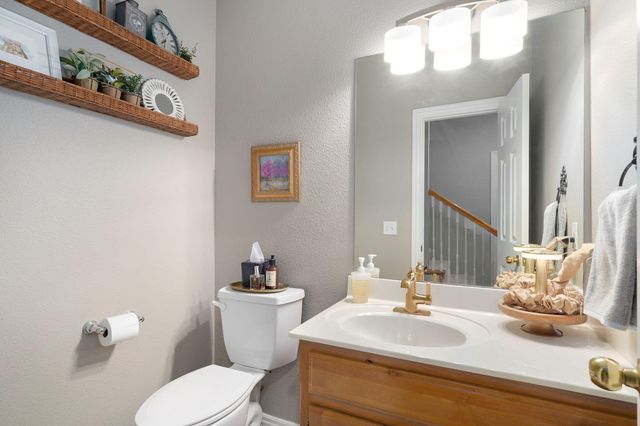 2361 S Celebration Avenue, Springfield, MO 65809