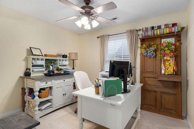 2361 S Celebration Avenue, Springfield, MO 65809