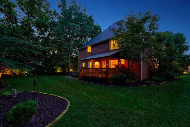 2361 S Celebration Avenue, Springfield, MO 65809