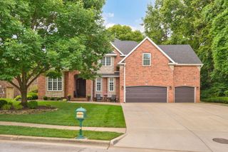 2361 S Celebration Avenue, Springfield, MO 65809