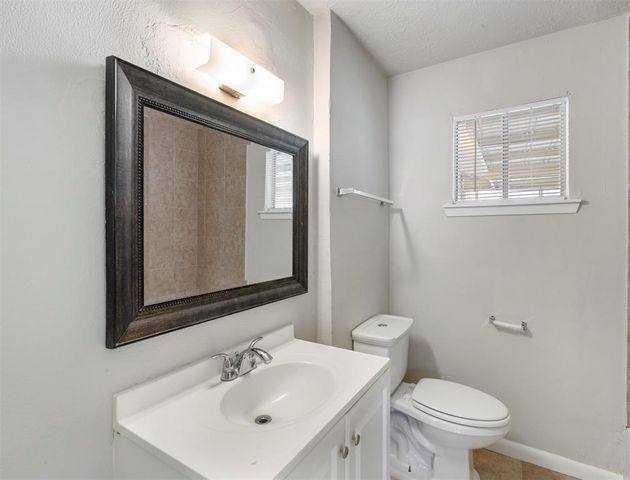 910 Minnesota Street, South Houston, TX 77587