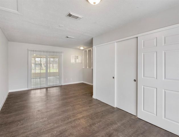 910 Minnesota Street, South Houston, TX 77587