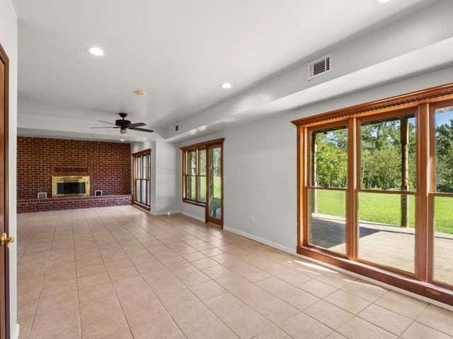 465 Slagle Rd, Leesville, LA 71446