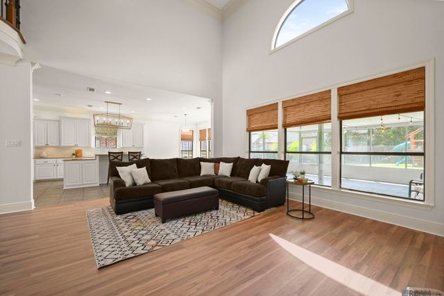 18205 Fountain Hill, Prairieville, LA 70769