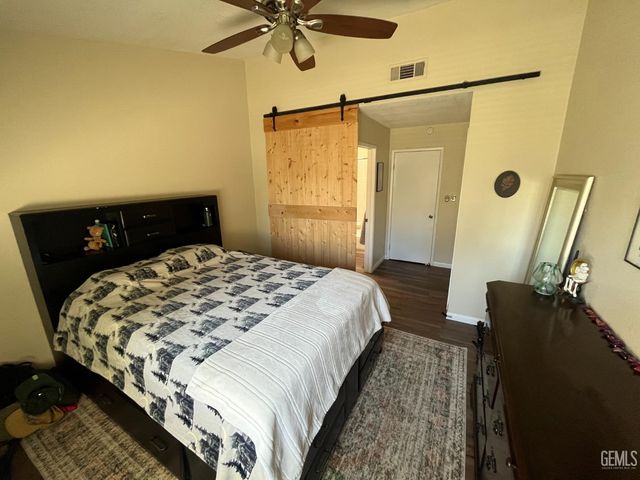 2600 Brookside Drive 52, Bakersfield, CA 93311