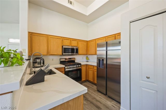 700 Carnegie Street 1921, Henderson, NV 89052