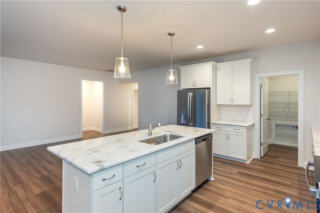 8716 Hope Farm Ln, Mechanicsville, VA 23111