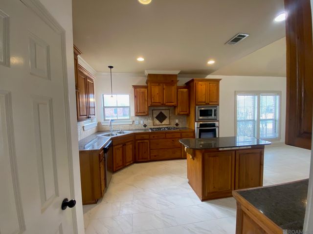 19203 Chardonnay Ave, Baton Rouge, LA 70817