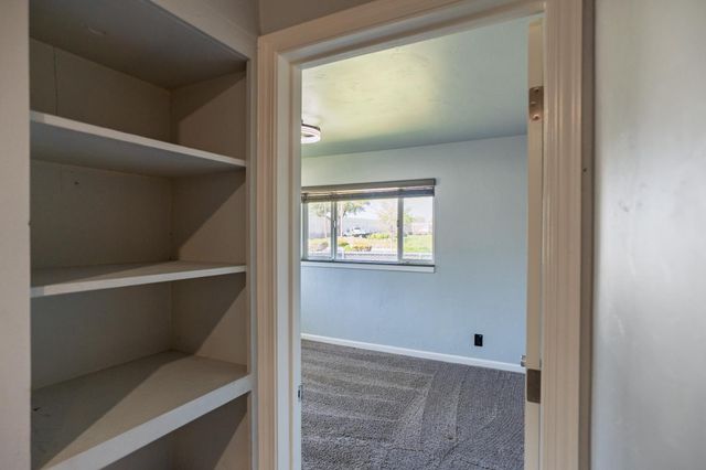 27 Emerald Drive, Merced, CA 95340