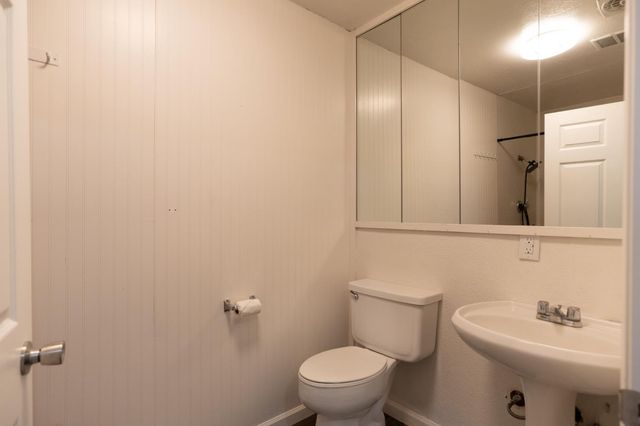 27 Emerald Drive, Merced, CA 95340