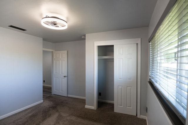 27 Emerald Drive, Merced, CA 95340