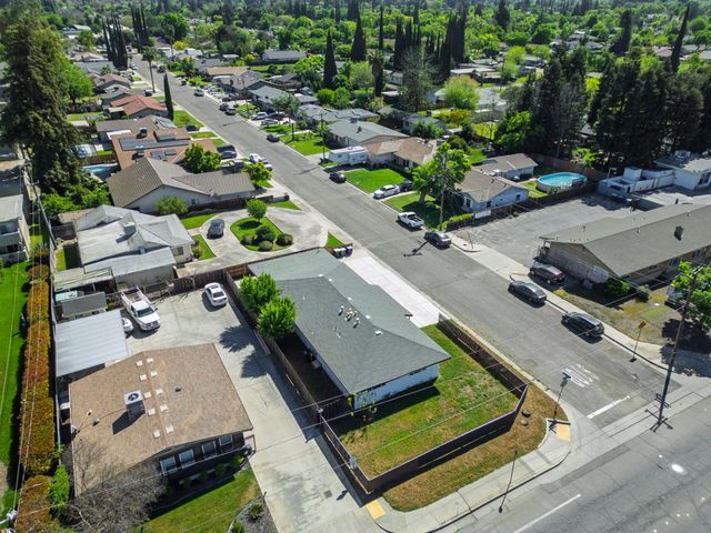 27 Emerald Drive, Merced, CA 95340