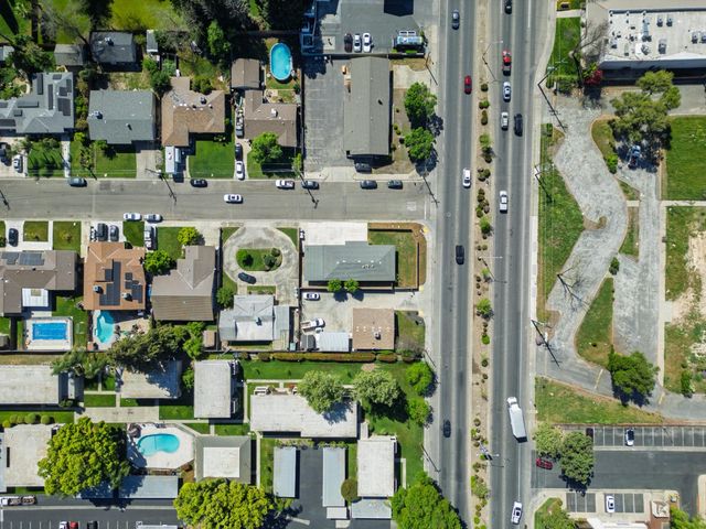 27 Emerald Drive, Merced, CA 95340