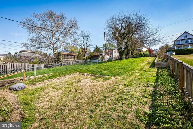 6045 FALLS RD, Baltimore, MD 21209