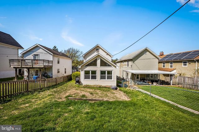 6045 FALLS RD, Baltimore, MD 21209