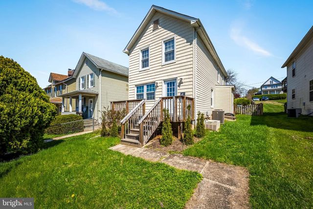 6045 FALLS RD, Baltimore, MD 21209