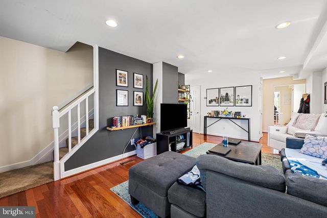 6045 FALLS RD, Baltimore, MD 21209