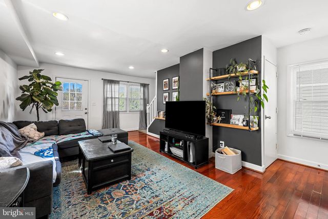 6045 FALLS RD, Baltimore, MD 21209
