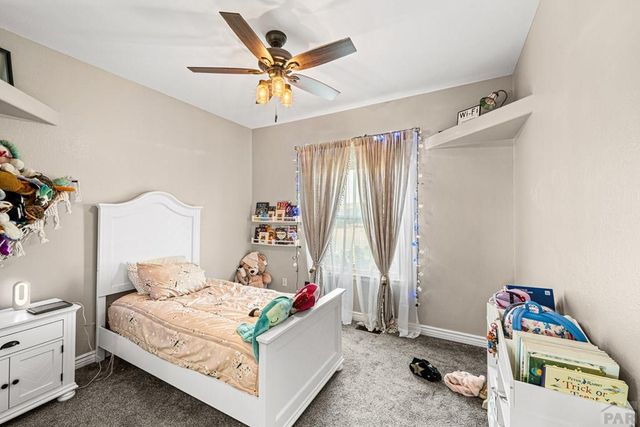 1165 W Meadowmoor Dr, Pueblo, CO 81007