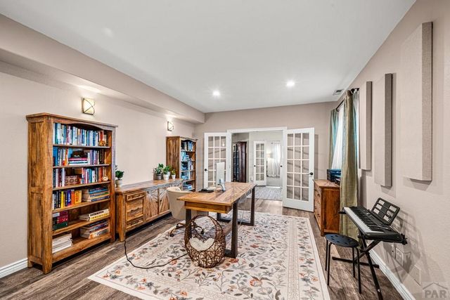1165 W Meadowmoor Dr, Pueblo, CO 81007