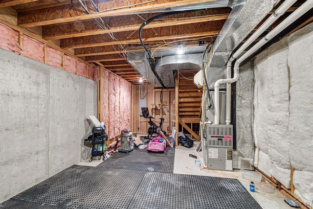 1165 W Meadowmoor Dr, Pueblo, CO 81007