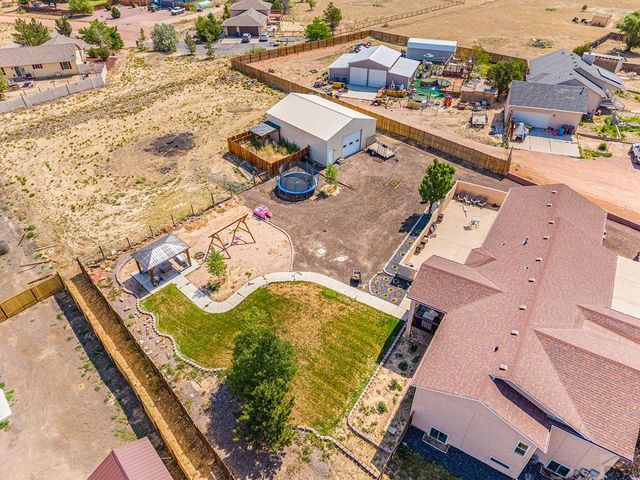 1165 W Meadowmoor Dr, Pueblo, CO 81007