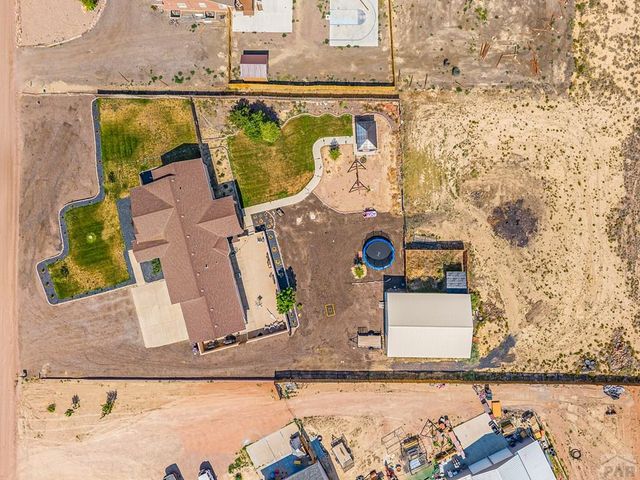 1165 W Meadowmoor Dr, Pueblo, CO 81007
