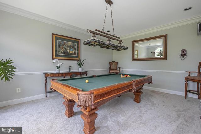 2062 SILVERWOOD DR, Newtown, PA 18940