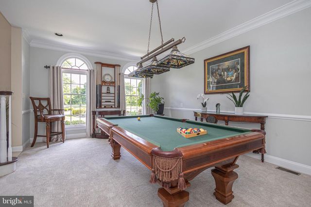 2062 SILVERWOOD DR, Newtown, PA 18940