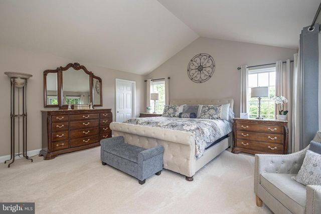 2062 SILVERWOOD DR, Newtown, PA 18940